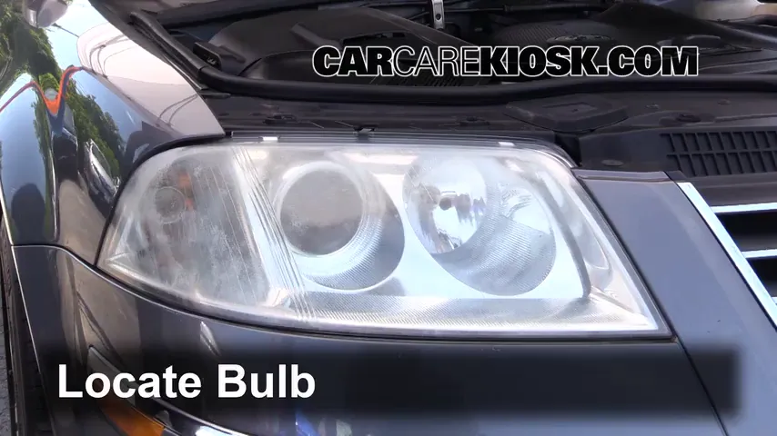 2005 Volkswagen Passat GLS 4 Motion 1.8L 4 Cyl. Turbo Wagon Lights Turn Signal - Front (replace bulb)